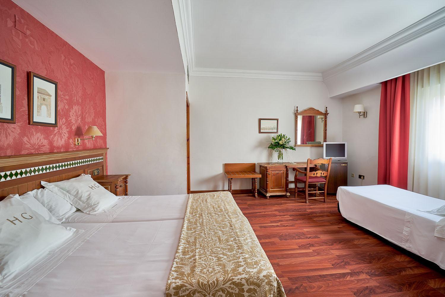 Double Room with Extra Bed,1207728805:JPEG